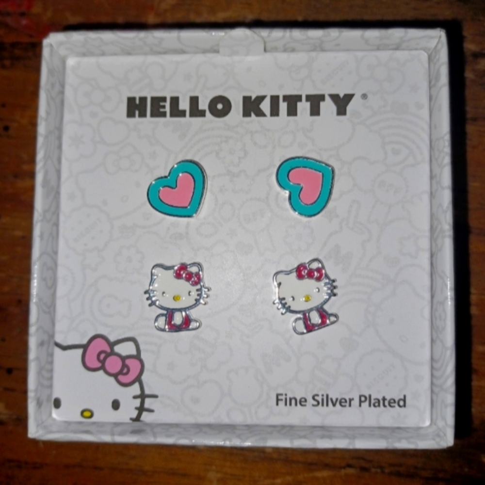 Hello kitty earrings BNIB HTF RARE fine silver plated